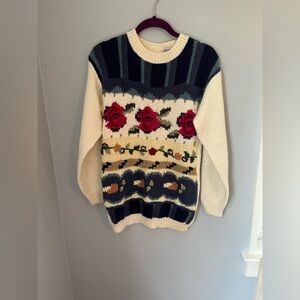 Charming Floral Kids vintage Sweater - Cream and Navy, open knit‎ M/ 10/12